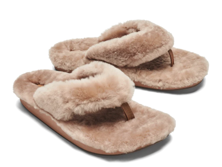 Olukai Kipe a Heu Fuzzy Slippers - Tan Online Hot Sale