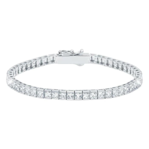 Crislu Classic Medium Princess Tennis Bracelet For Sale